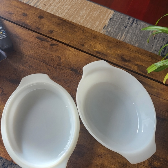 Vintage Anchor Hocking Fire King Casserole - Picture 7 of 8